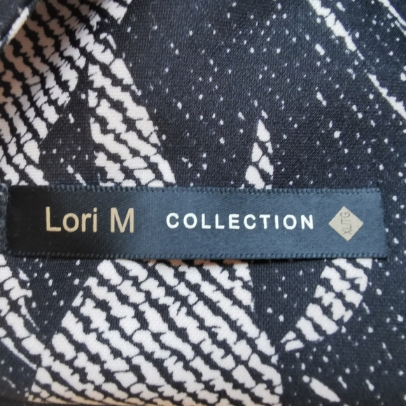 Cream and black dress - Picture 4 of 4